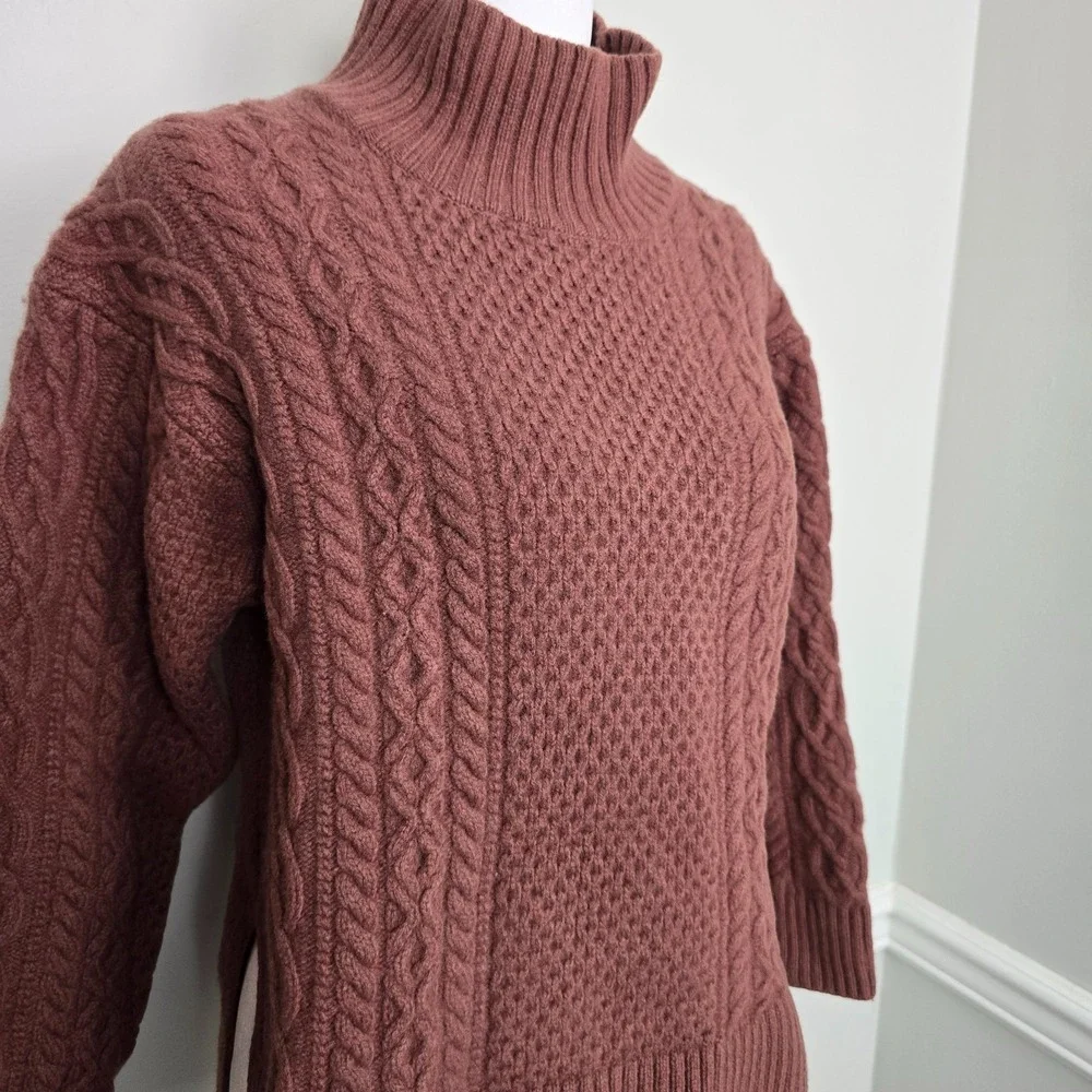 United Arrows Womens Cable Knit Hamilton 100% Lambswool Sweater Sz M Old Money